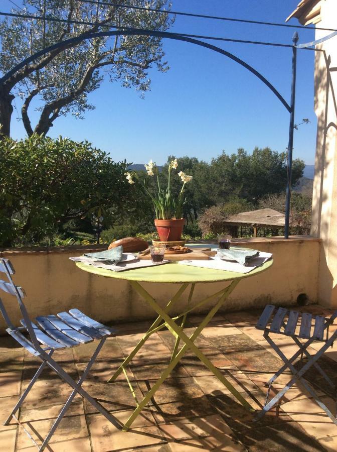 Le Mas Amore Bed & Breakfast Gassin Exterior foto