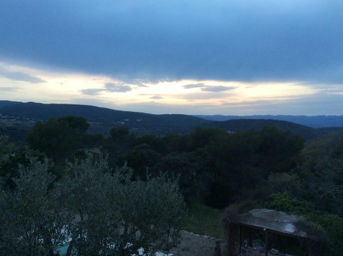 Le Mas Amore Bed & Breakfast Gassin Exterior foto