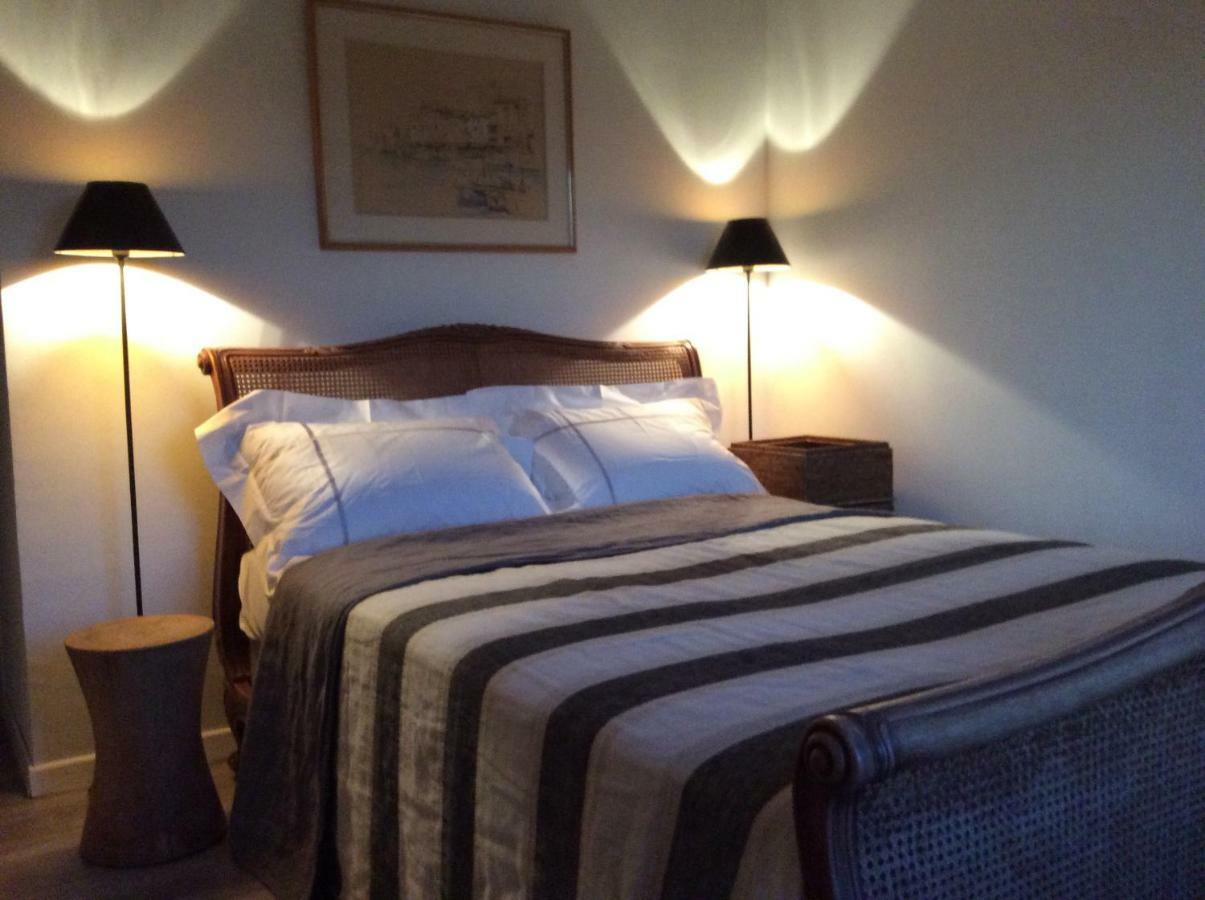 Le Mas Amore Bed & Breakfast Gassin Exterior foto